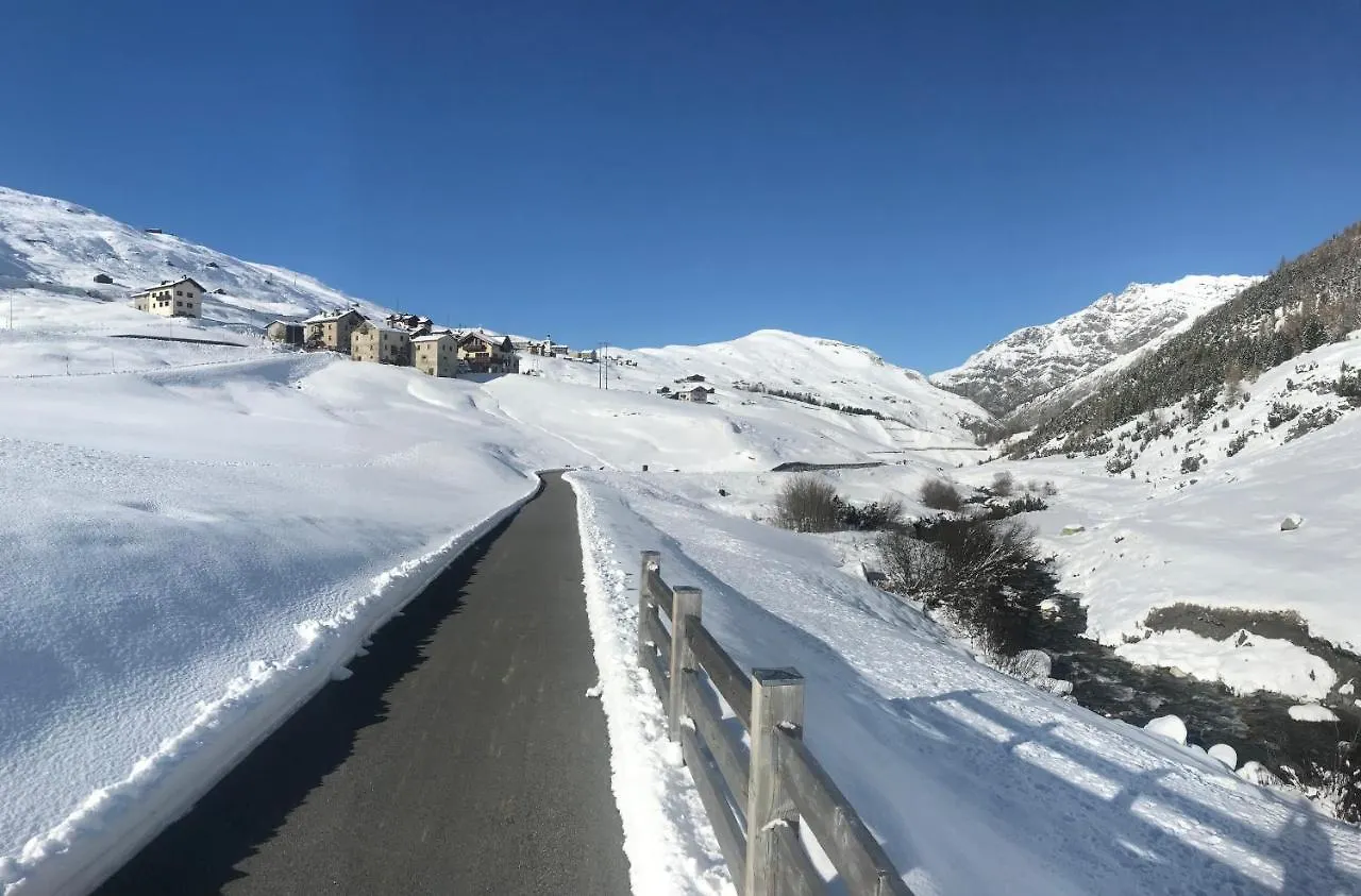 Baita Mattia Livigno 0*,